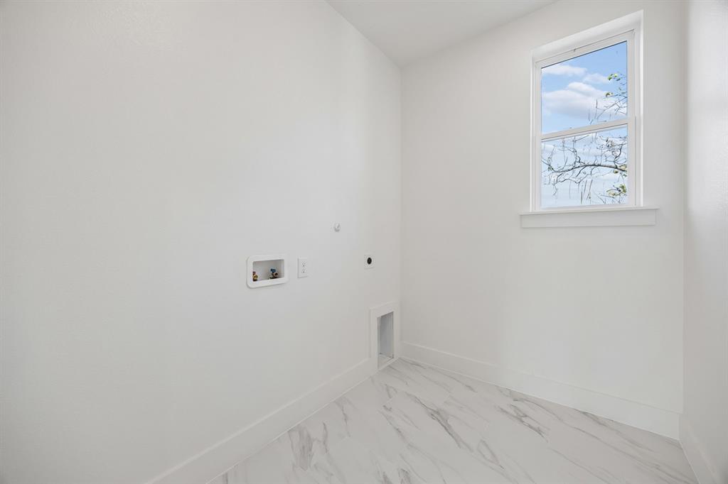415 N Patton Avenue, Dallas, TX 75203