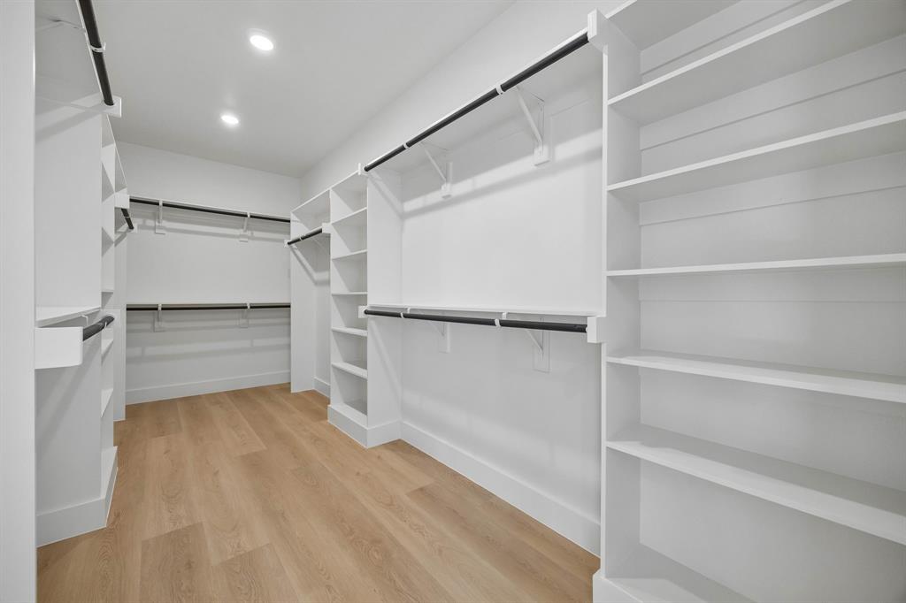 415 N Patton Avenue, Dallas, TX 75203