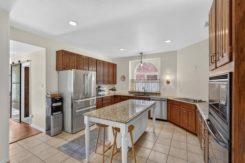 153 Wellington Lane, Heath, TX 75032
