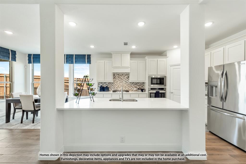 525 Pearly Top Drive, Glenn Heights, TX 75154