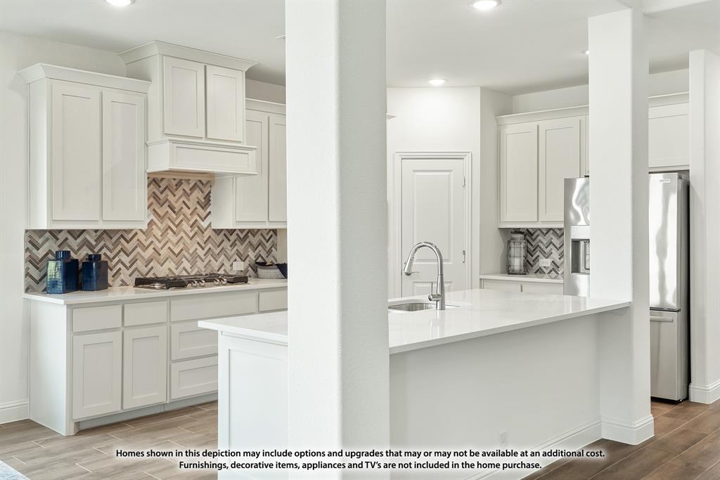 525 Pearly Top Drive, Glenn Heights, TX 75154