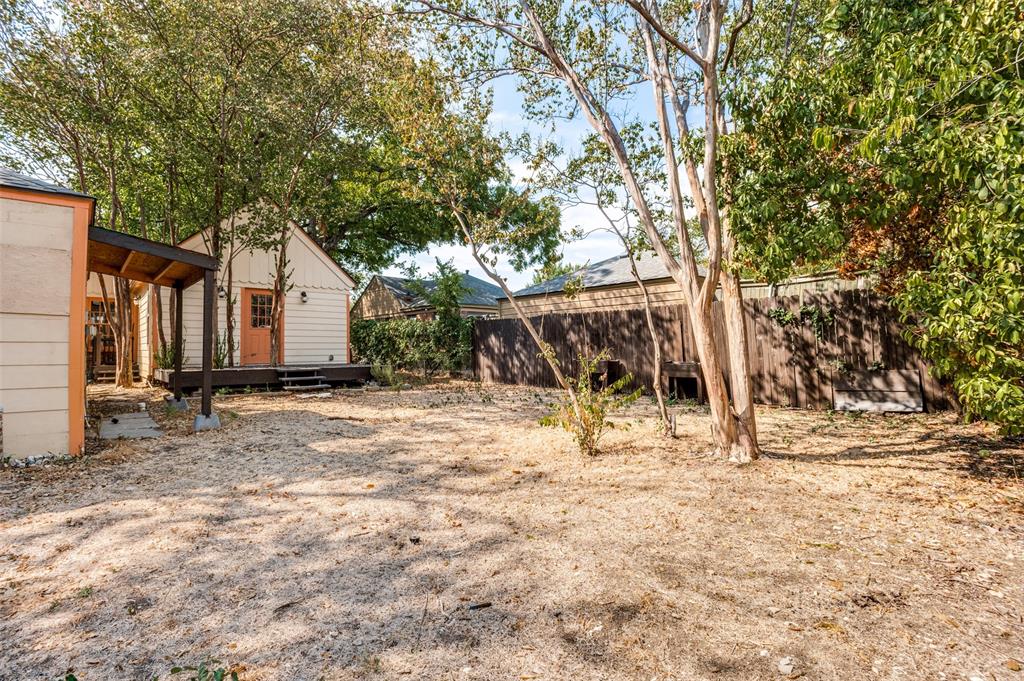 2219 Carnes Street, Dallas, TX 75208