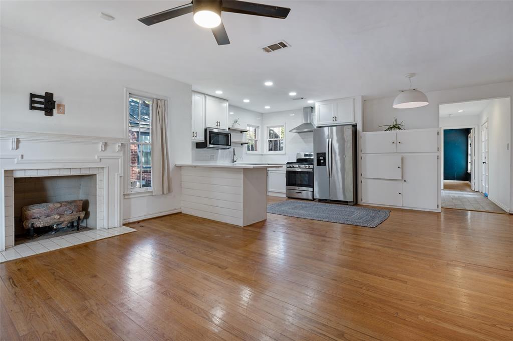 2219 Carnes Street, Dallas, TX 75208