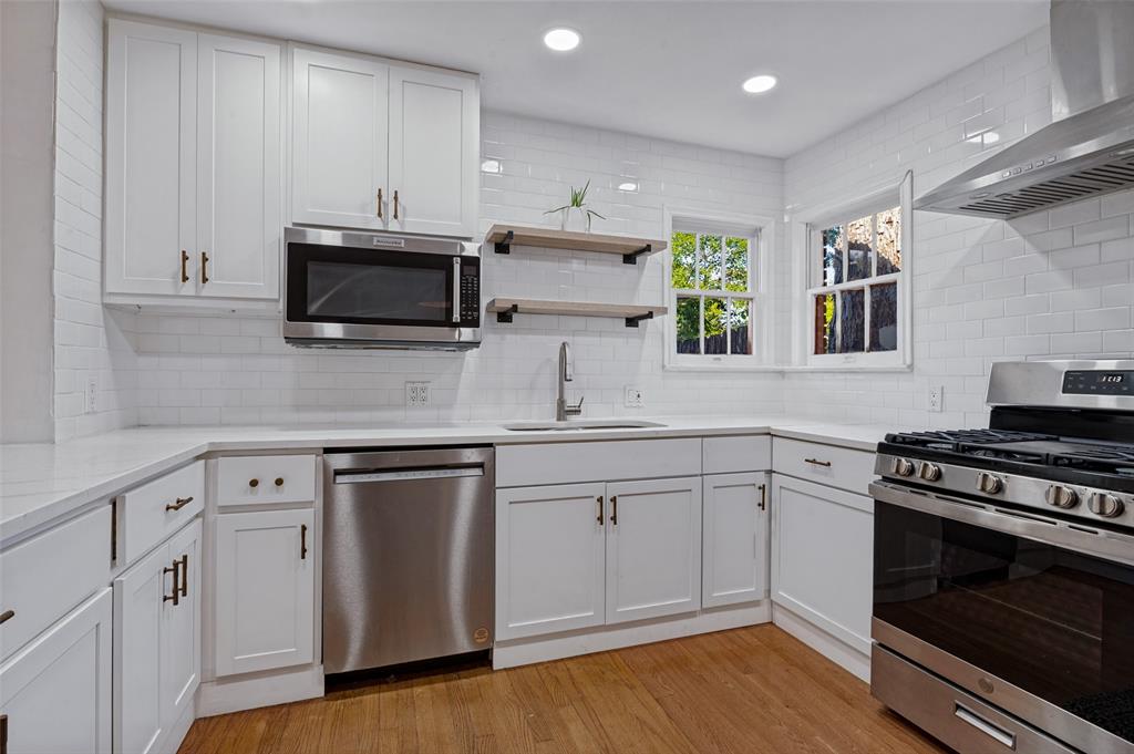 2219 Carnes Street, Dallas, TX 75208