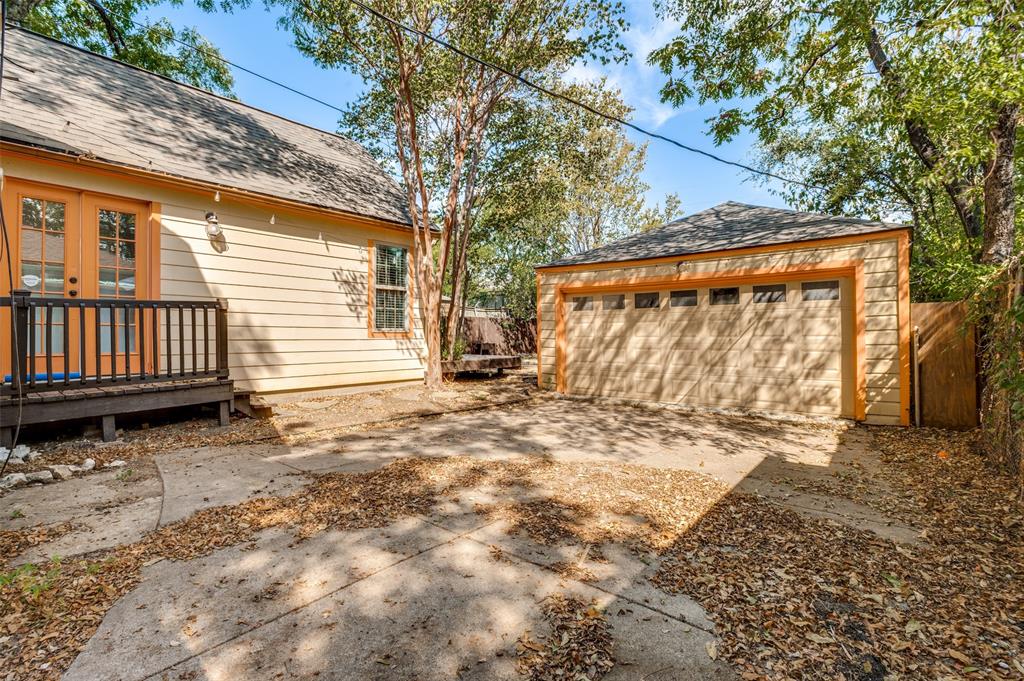 2219 Carnes Street, Dallas, TX 75208