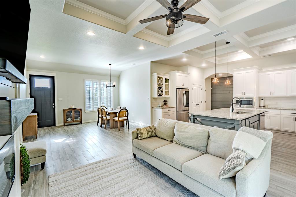 1004 Mojave Trail, Granbury, TX 76048