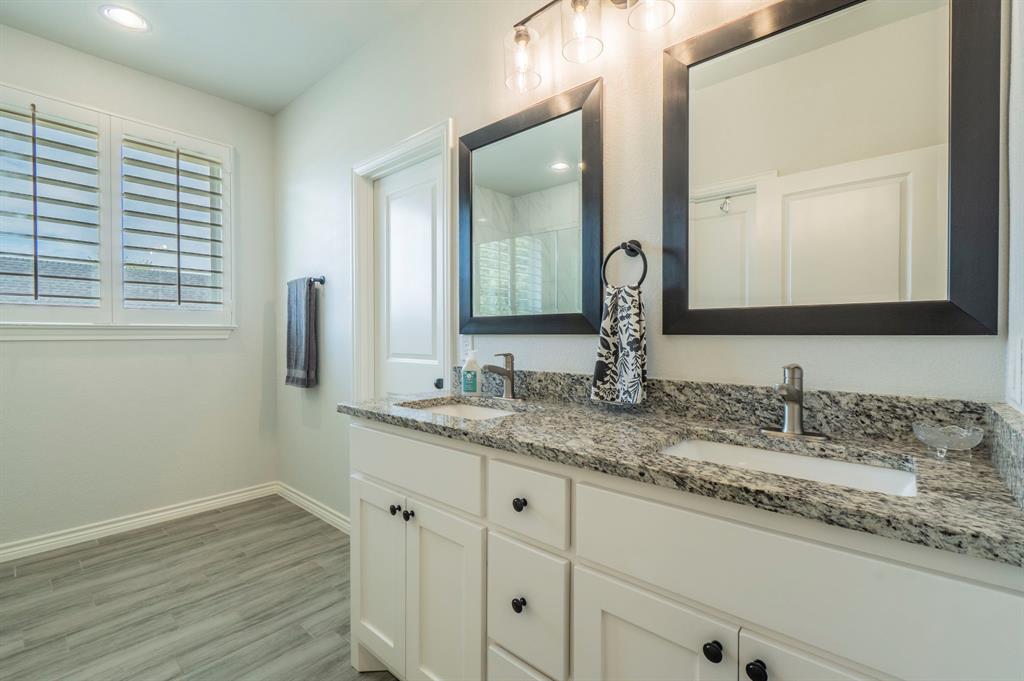 1004 Mojave Trail, Granbury, TX 76048