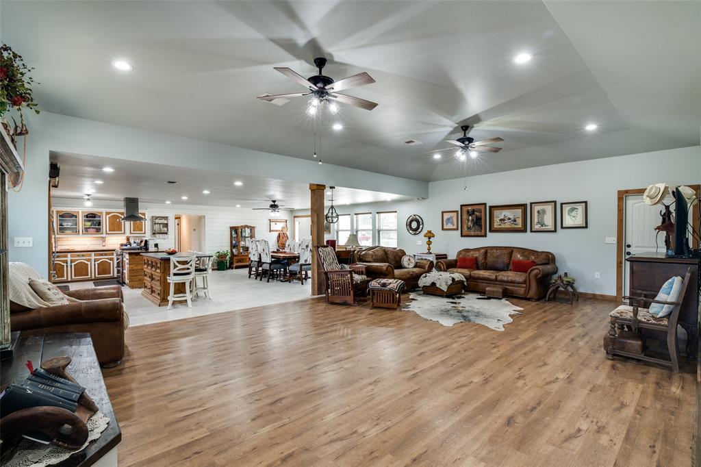 200 Vz County Road 2403, Canton, TX 75103 200 Vz County Road 2403, Canton, TX 75103
