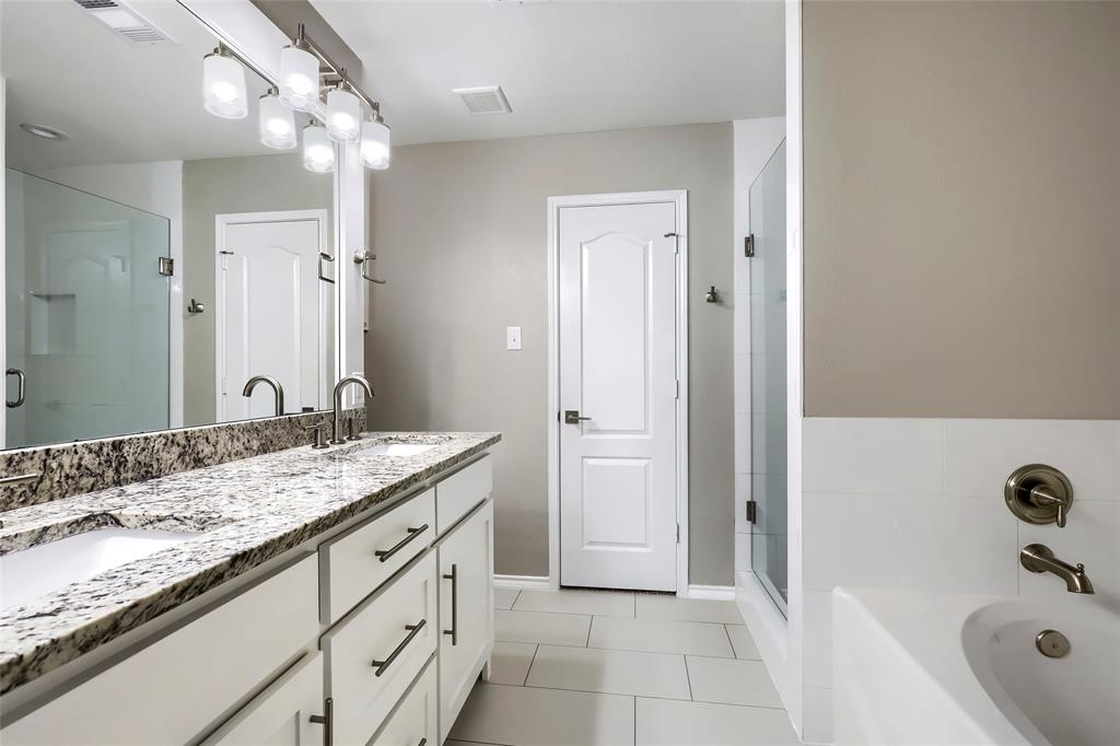 302 Wright Avenue, Rockwall, TX 75032