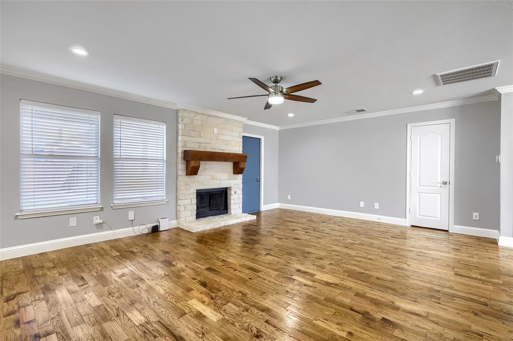 302 Wright Avenue, Rockwall, TX 75032