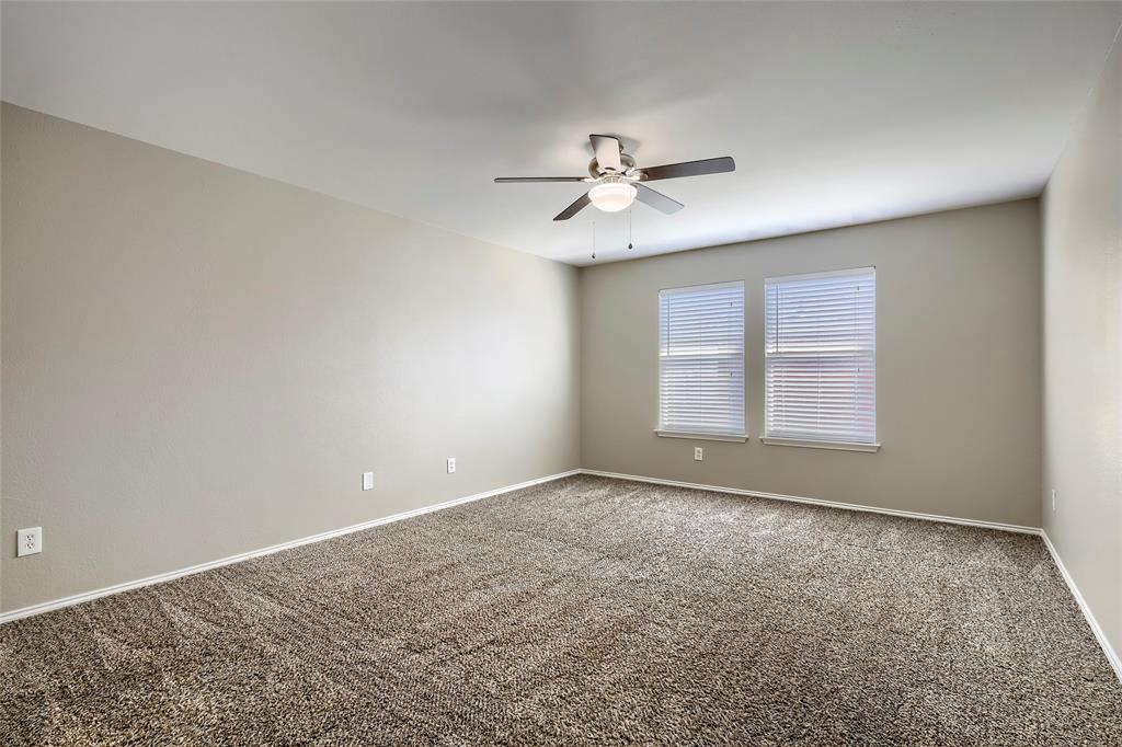 302 Wright Avenue, Rockwall, TX 75032