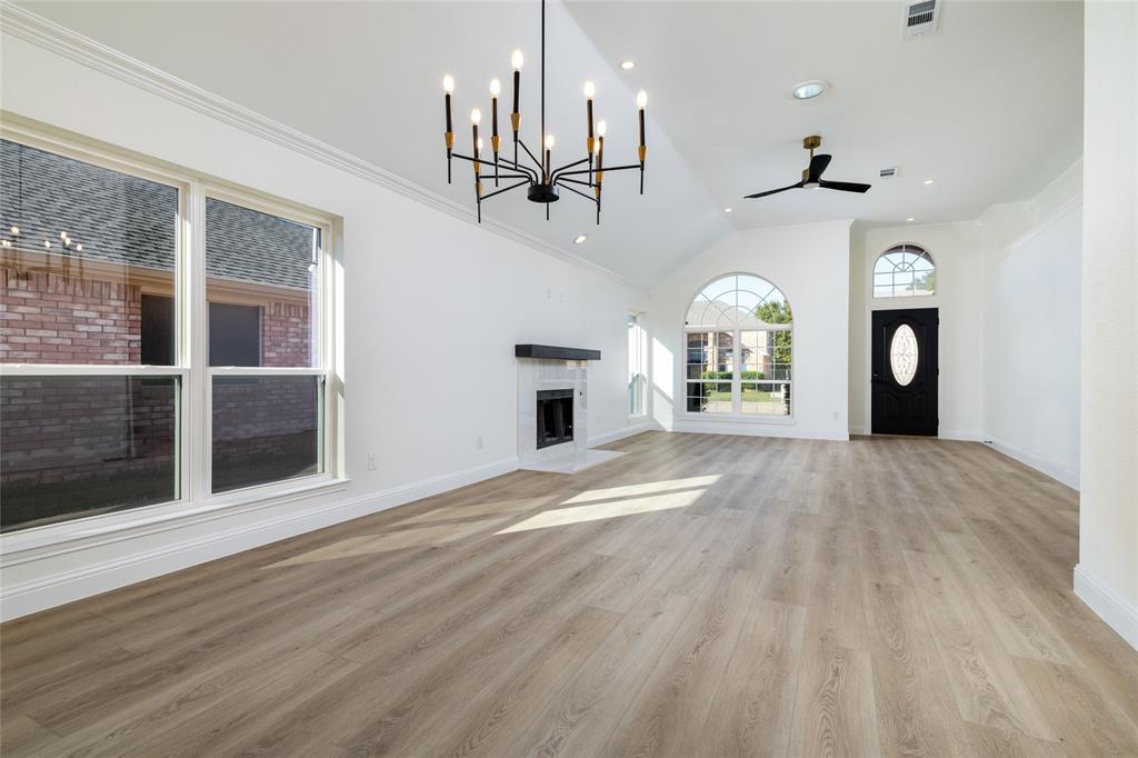 2048 Bay View Drive, Irving, TX 75060