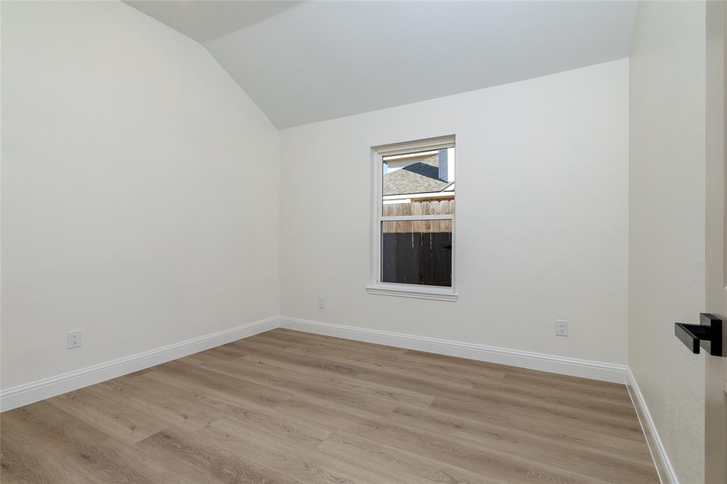 2048 Bay View Drive, Irving, TX 75060