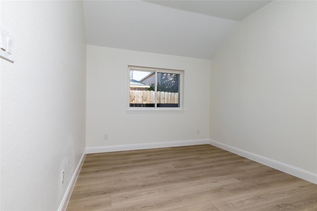 2048 Bay View Drive, Irving, TX 75060
