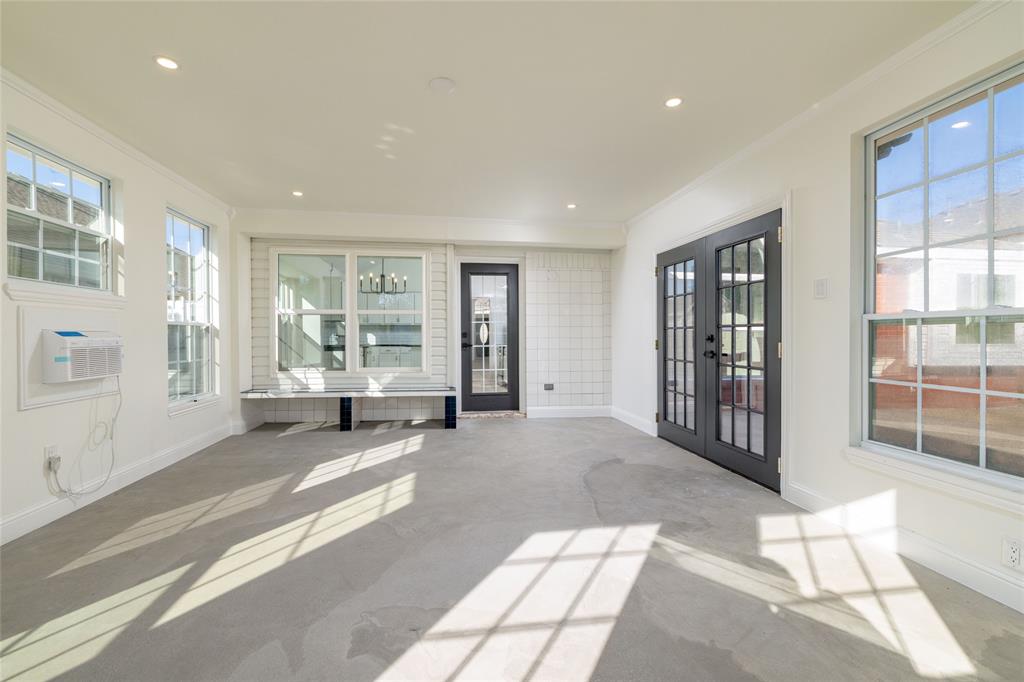 2048 Bay View Drive, Irving, TX 75060