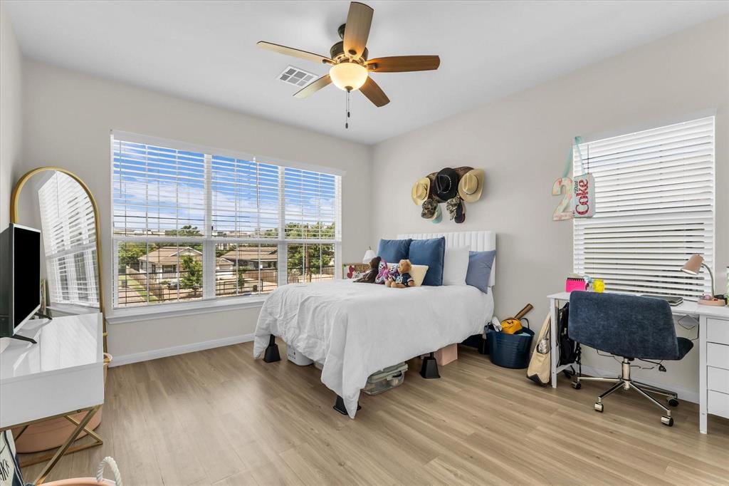 2225 S 2nd Street, Waco, TX 76706