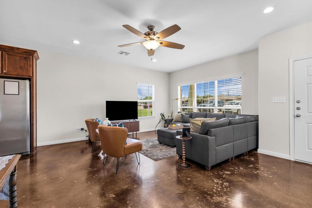 2225 S 2nd Street, Waco, TX 76706
