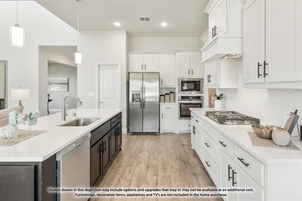 517 Pearly Top Drive, Glenn Heights, TX 75154