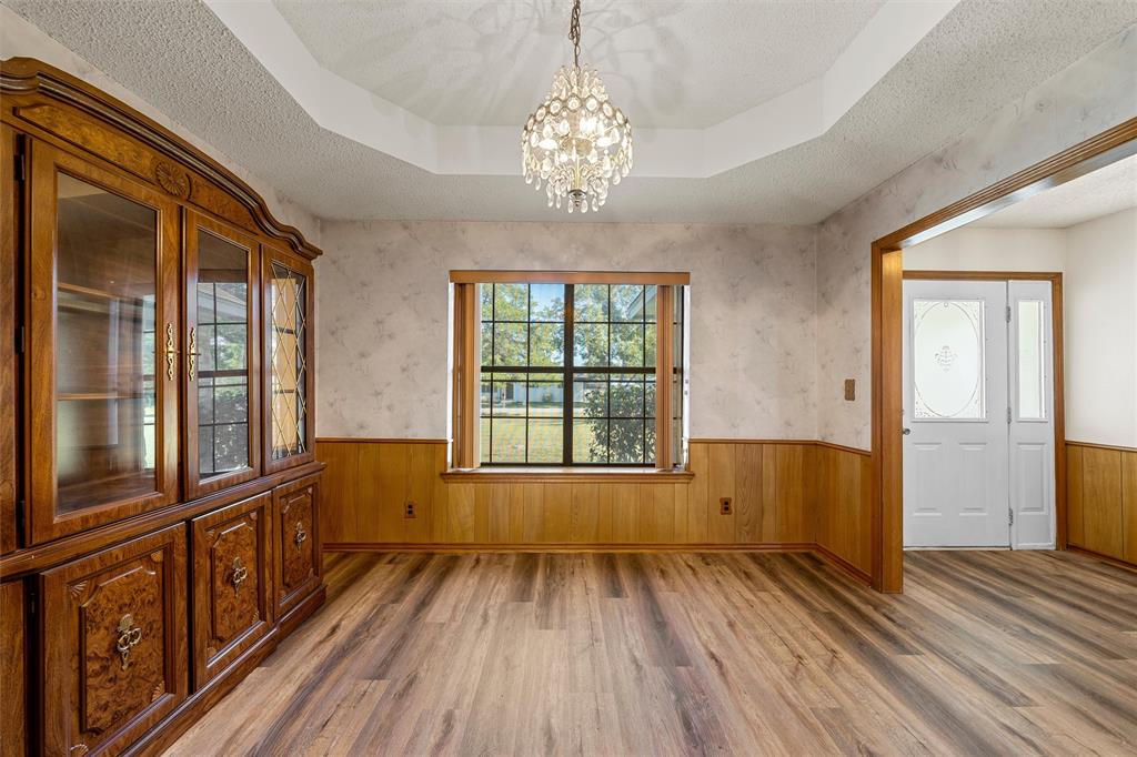712 Beard Avenue, Robinson, TX 76706