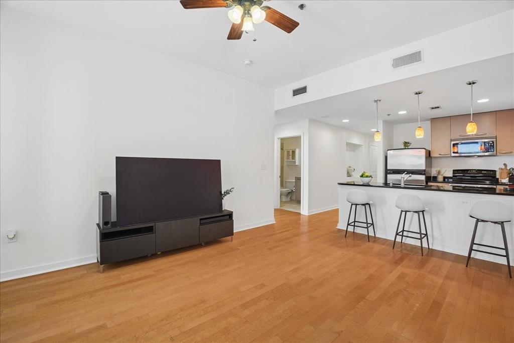 1200 MAIN Street, #2108, Dallas, TX 75202
