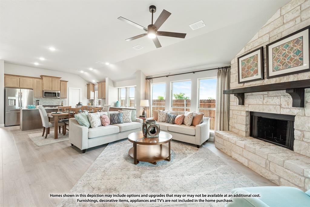 550 Pearly Top Drive, Glenn Heights, TX 75154