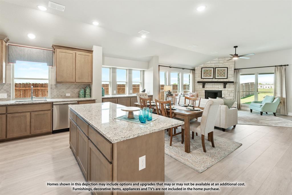 550 Pearly Top Drive, Glenn Heights, TX 75154