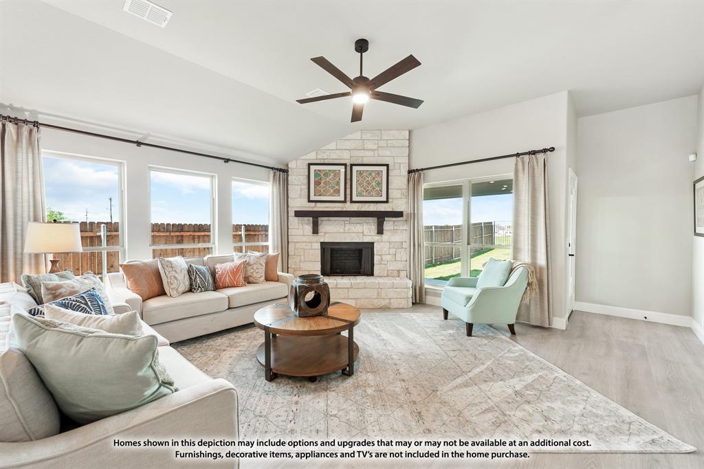 550 Pearly Top Drive, Glenn Heights, TX 75154