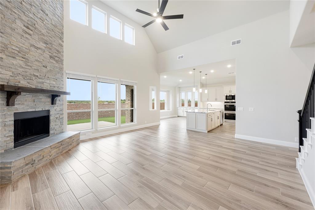 3842 Foot Hills Drive, Midlothian, TX 76065