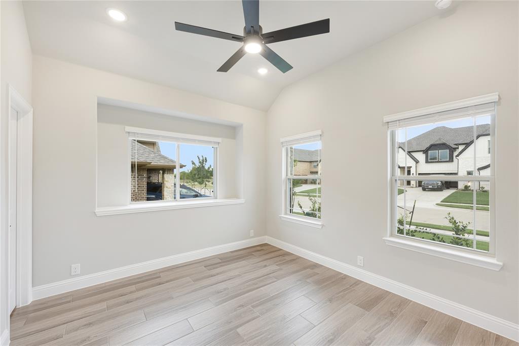 3842 Foot Hills Drive, Midlothian, TX 76065