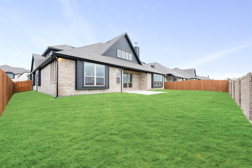 3842 Foot Hills Drive, Midlothian, TX 76065