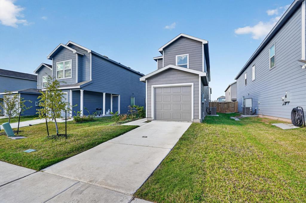 924 Sandhill Crane Lane, Princeton, TX 75407