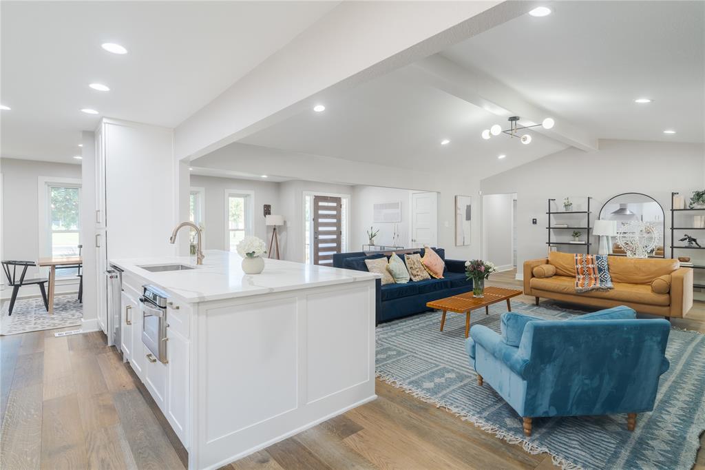 6112 E Lovers Lane, Dallas, TX 75214