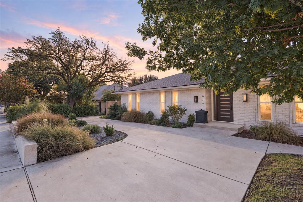 6112 E Lovers Lane, Dallas, TX 75214 6112 E Lovers Lane, Dallas, TX 75214