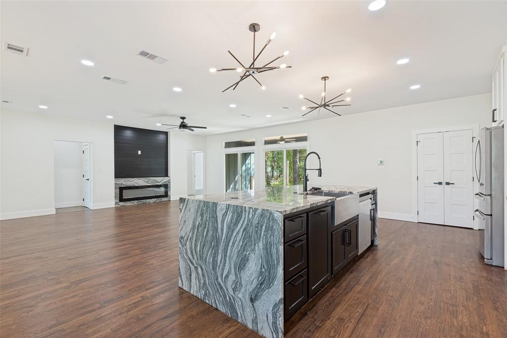 2 Deer Run Circle, Star Harbor, TX 75148