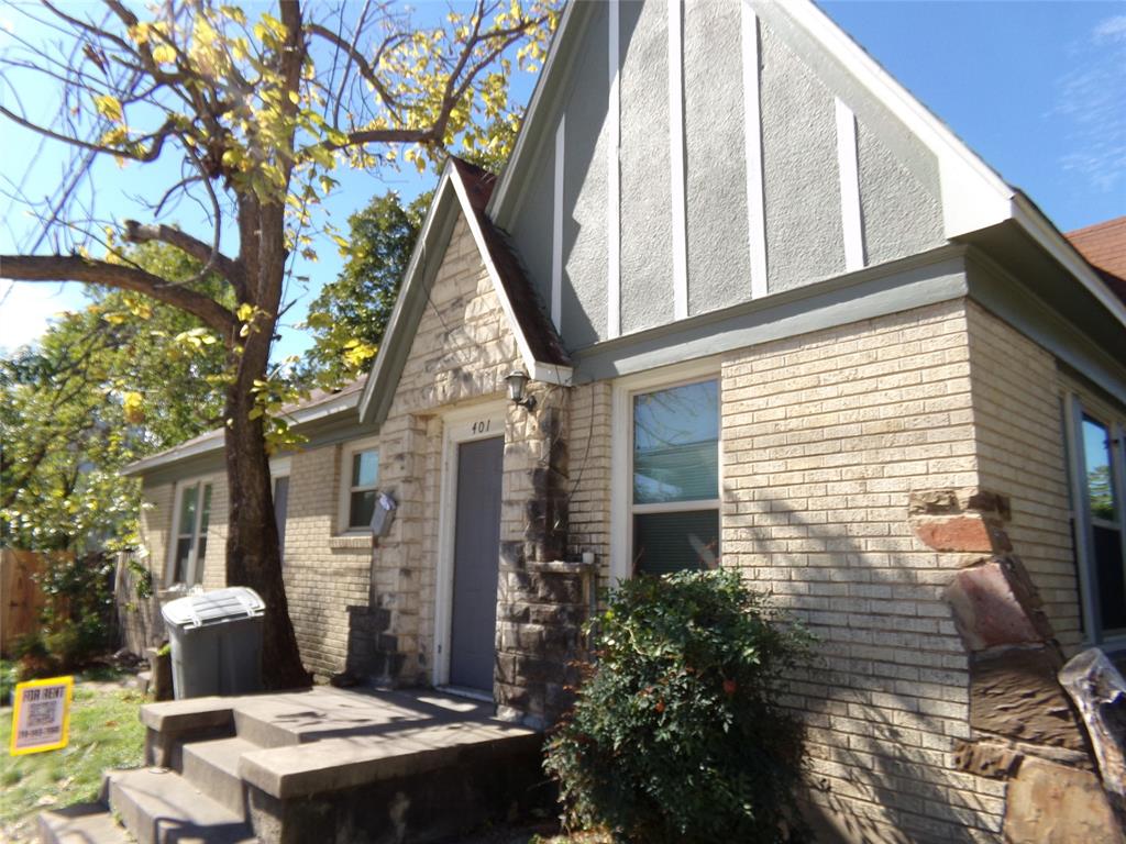 902 Centre Street, Dallas, TX 75208