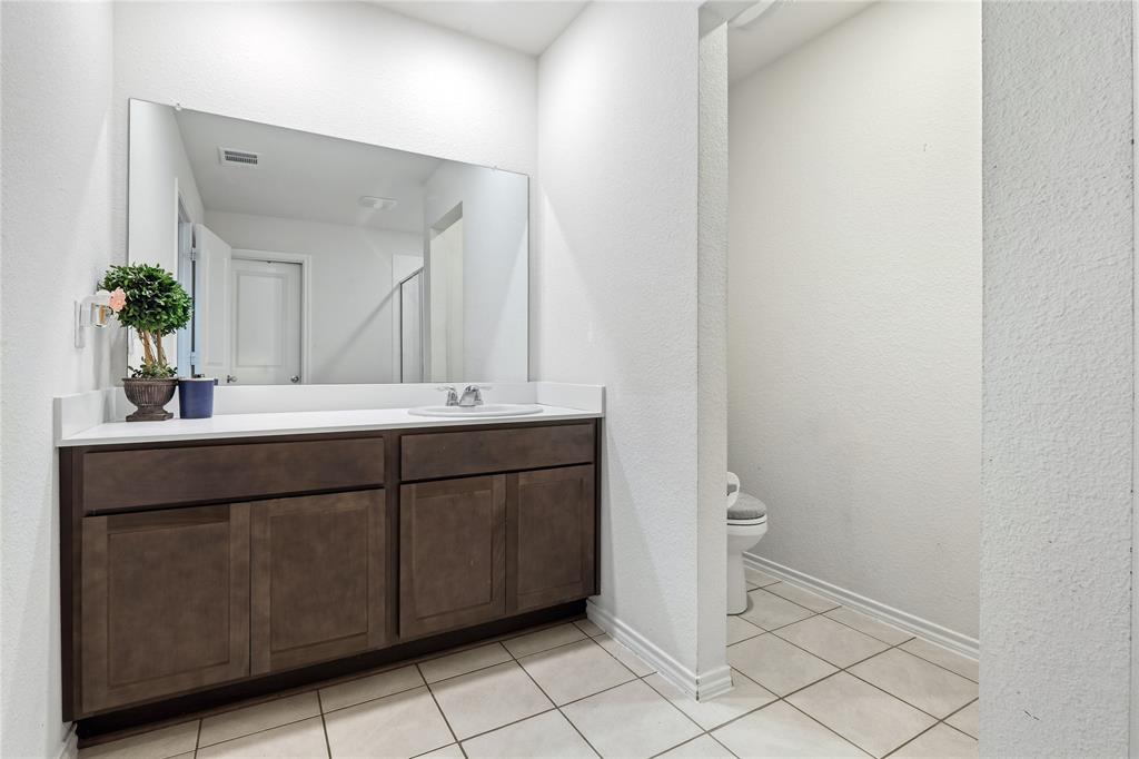 2204 Nightgrove Circle, Crandall, TX 75114
