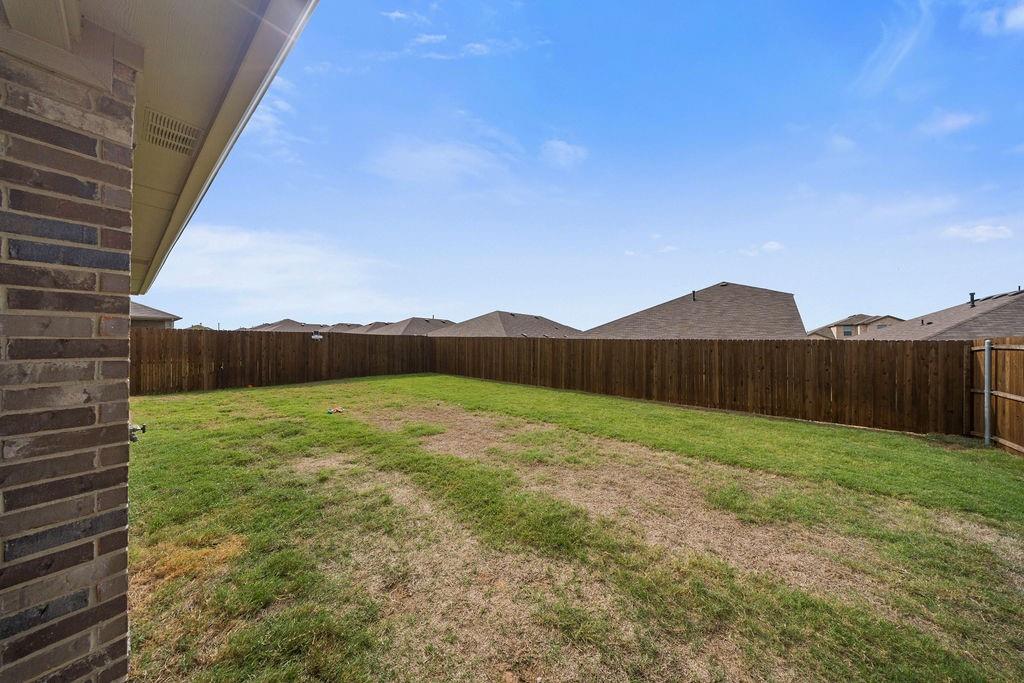 2606 Rockridge Drive, Crandall, TX 75114