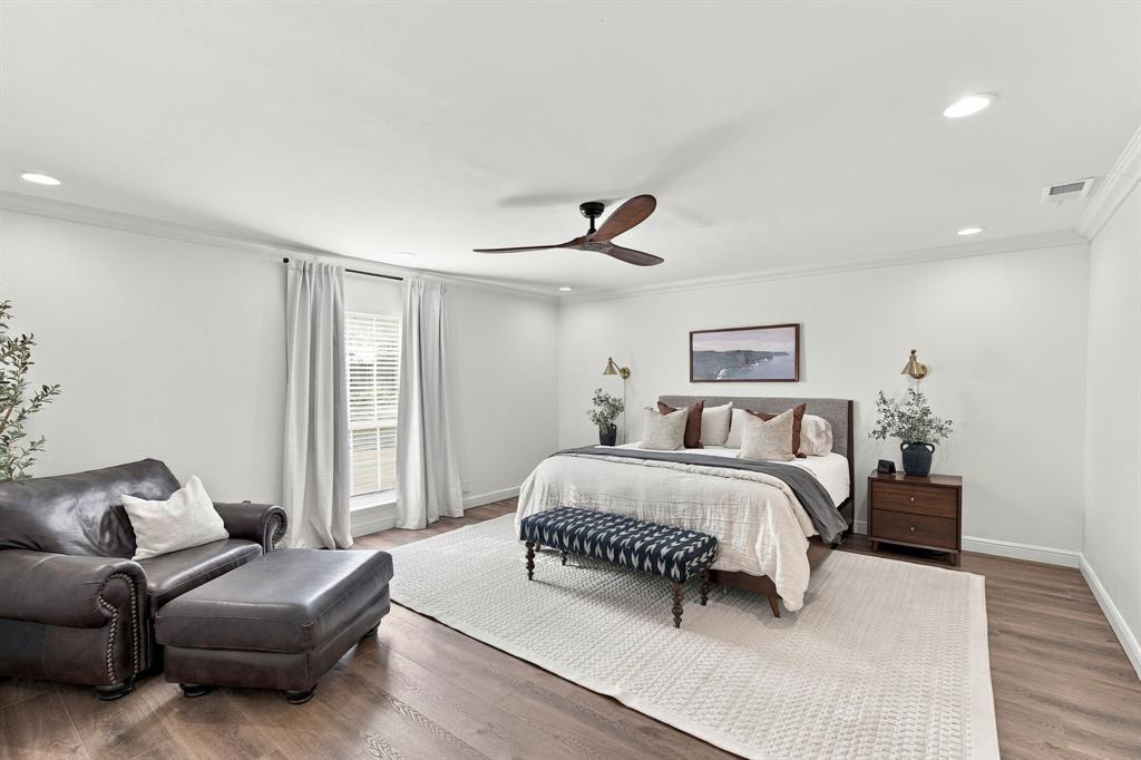 301 N Preston Street, Ennis, TX 75119