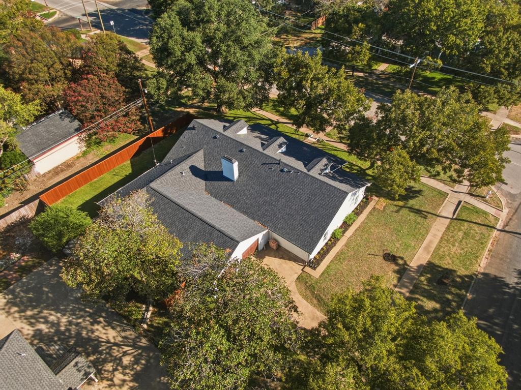301 N Preston Street, Ennis, TX 75119