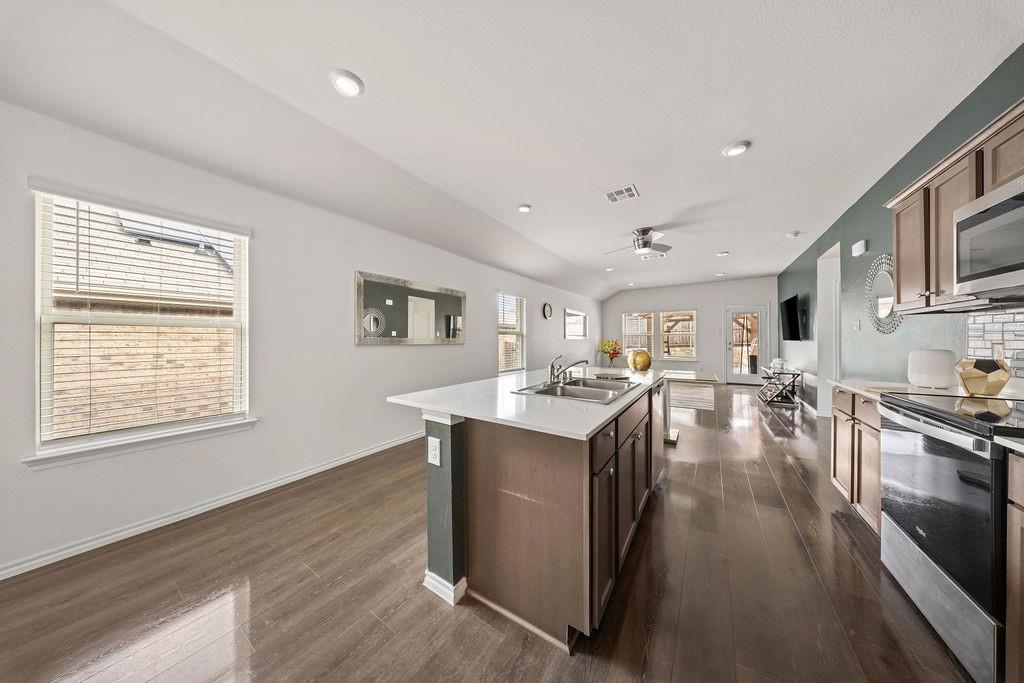 3459 Mildren Bend, Crandall, TX 75114