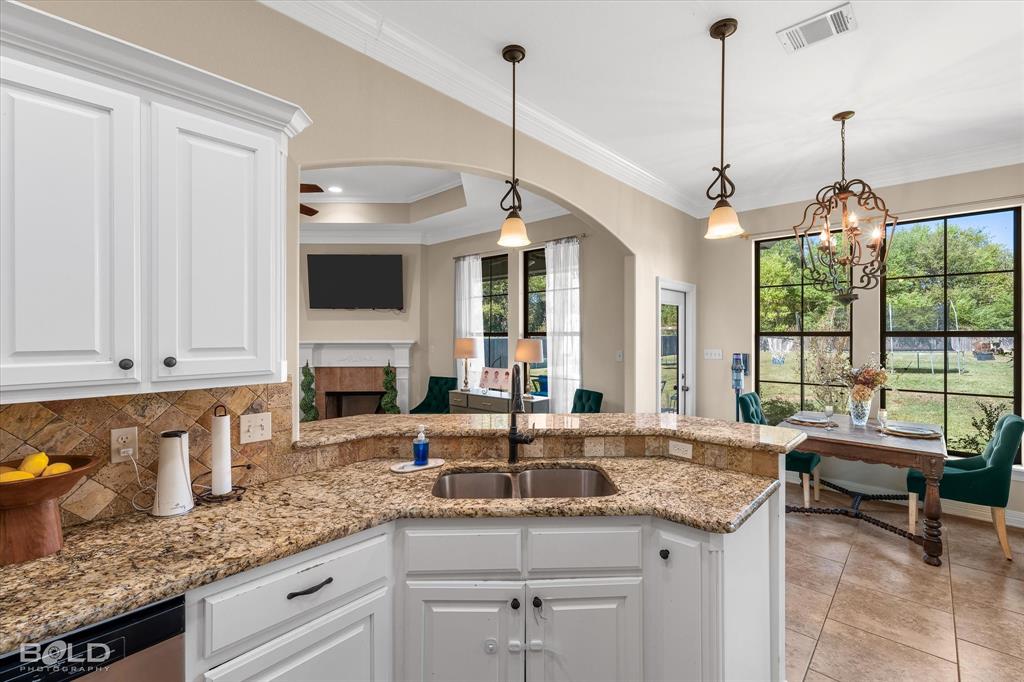 212 Panther Drive, Stonewall, LA 71078