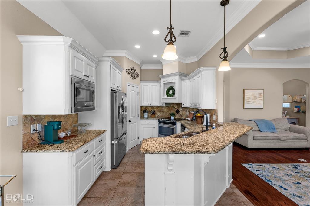 212 Panther Drive, Stonewall, LA 71078