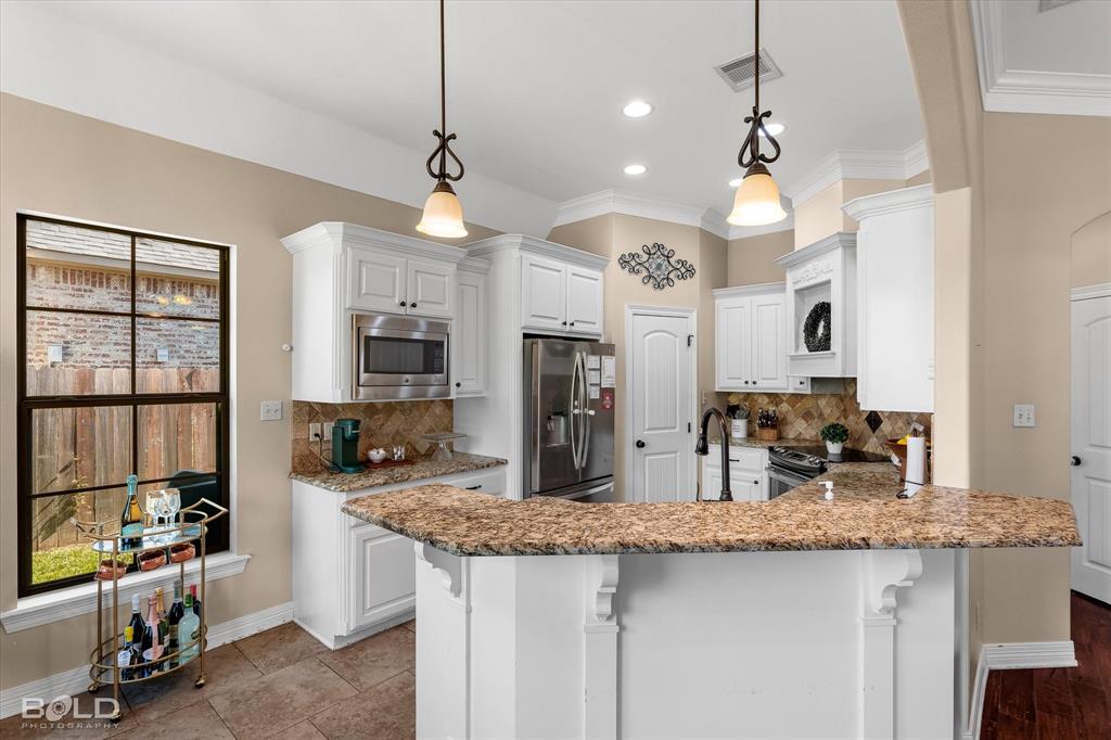 212 Panther Drive, Stonewall, LA 71078