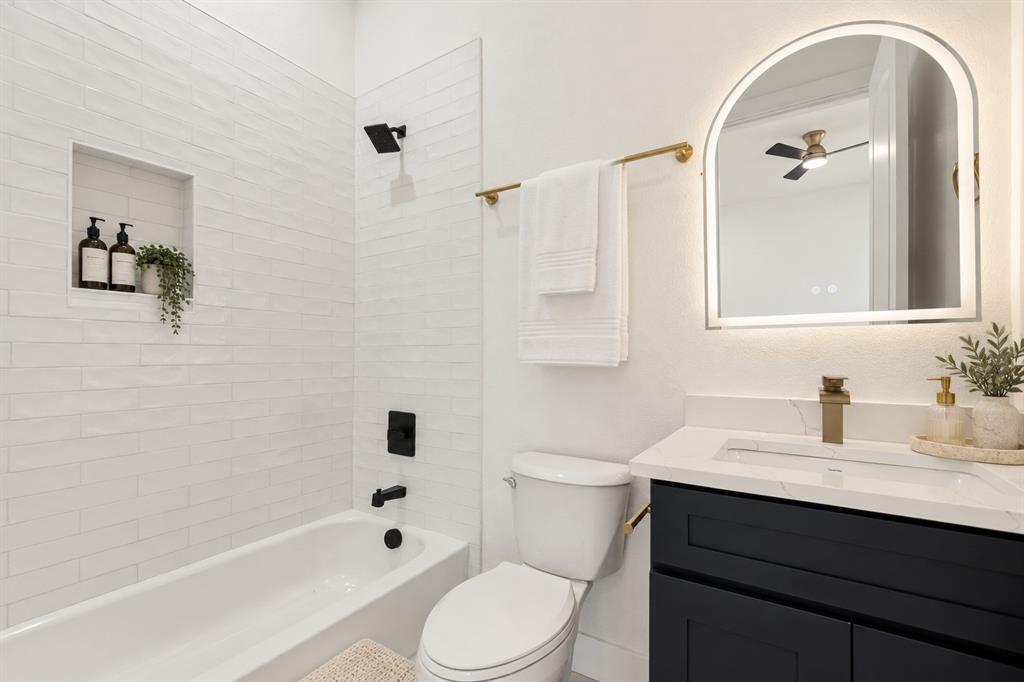 511 N Patton Street, Dallas, TX 75203
