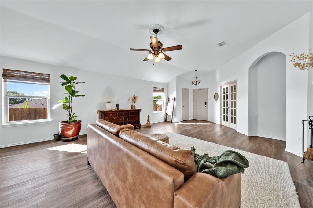 1829 Sable Wood Drive, Anna, TX 75409
