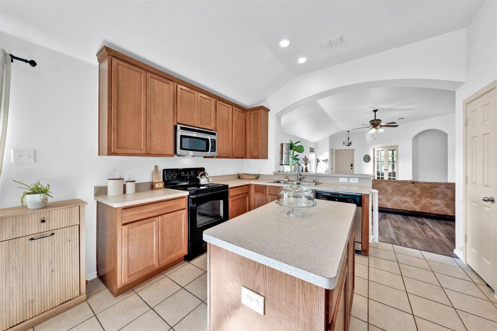 1829 Sable Wood Drive, Anna, TX 75409