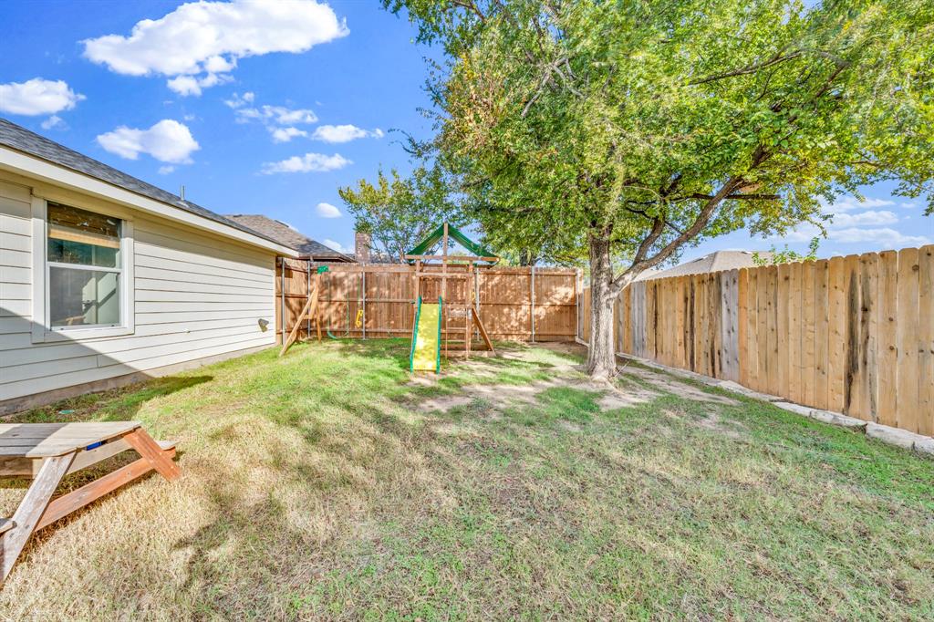 1829 Sable Wood Drive, Anna, TX 75409