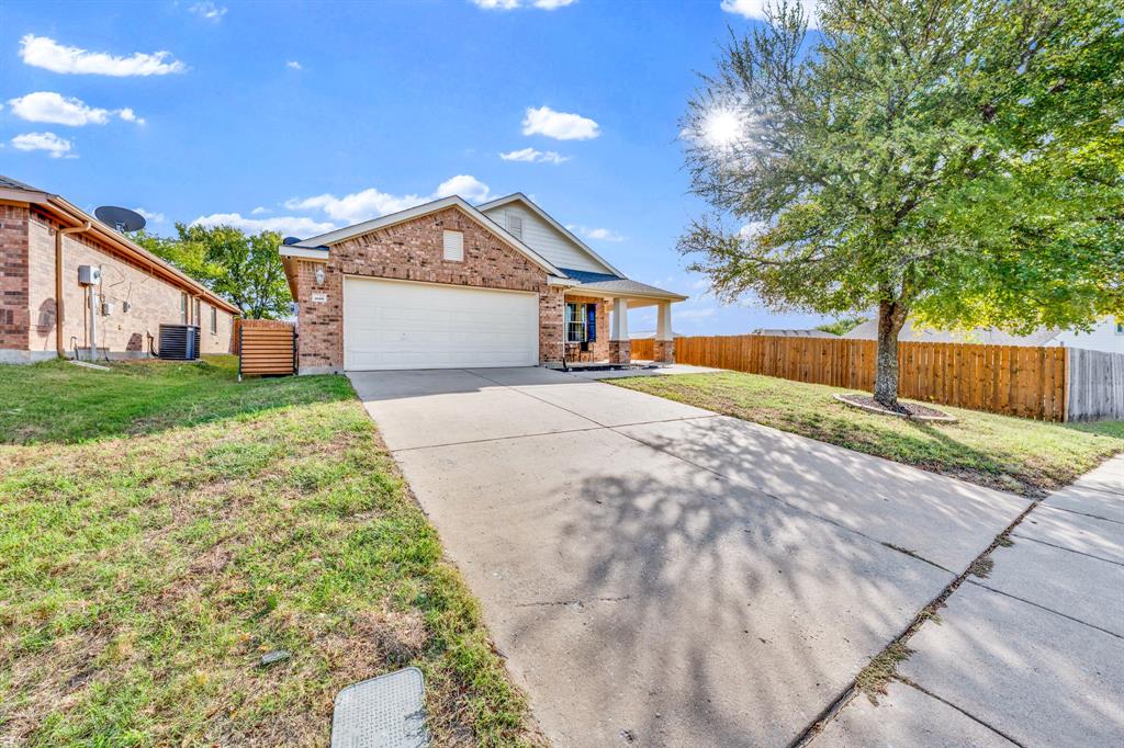 1829 Sable Wood Drive, Anna, TX 75409