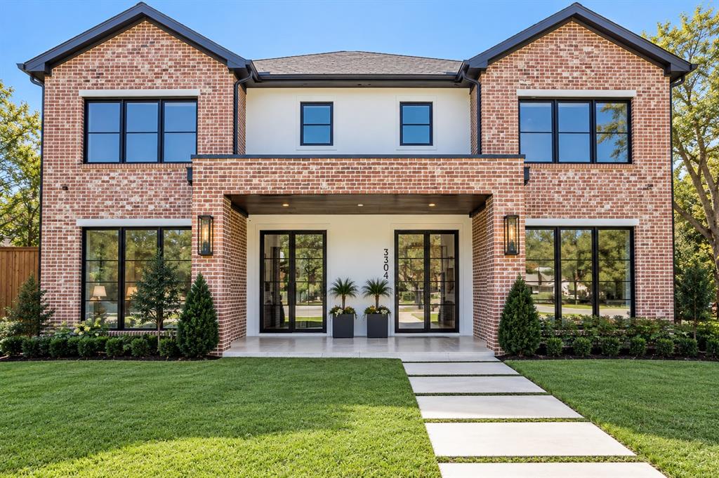 Custom Sparkman Club Estates home on oversized corner lot with inground pool and 3 car garage! Custom Sparkman Club Estates home on oversized corner lot with inground pool and 3 car garage!