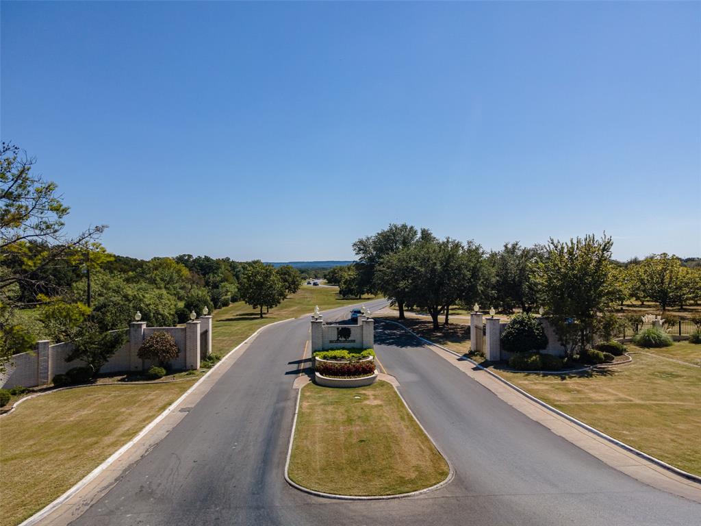 7006 Westover Drive, Granbury, TX 76049